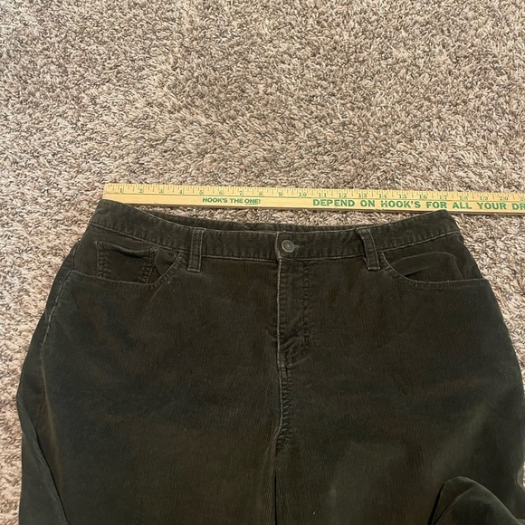 Eddie Bauer dark green corduroy pants - Picture 8 of 11